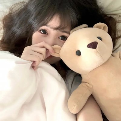 弱比少男闯女校
